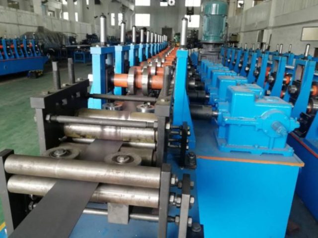 rack bracing roll forming machine