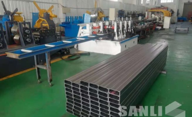 Automatic-Rack-Box-Beam-Roll-Forming-Machine