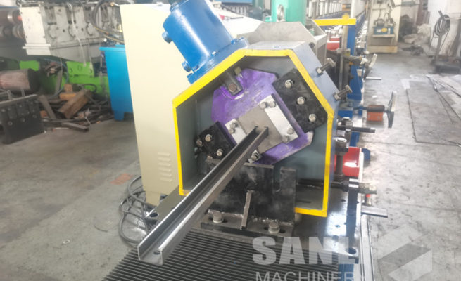 rack bracing forming machine