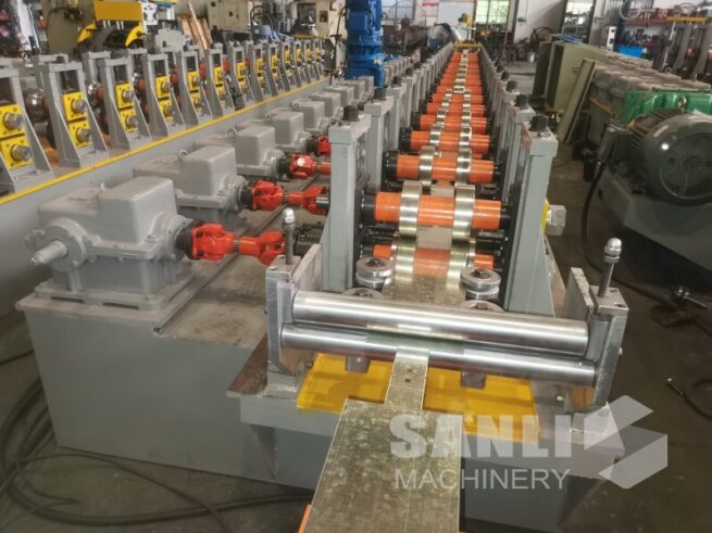 rack partition beam roll forming machine