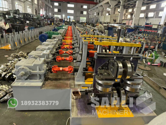 heavy duty rack upright roll forming machine