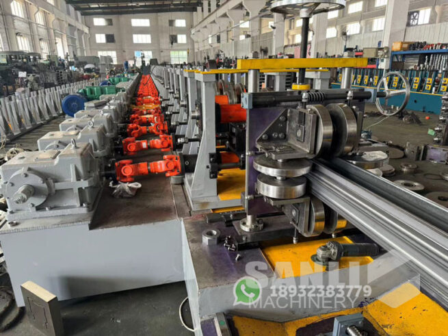 heavy duty rack upright roll forming machine